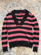 Guess v-neck