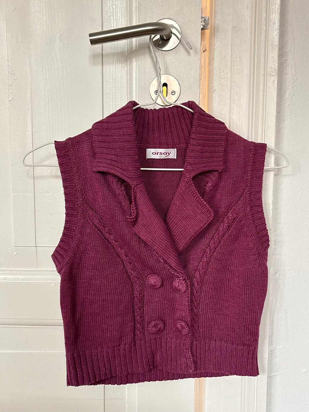 Knitted vest